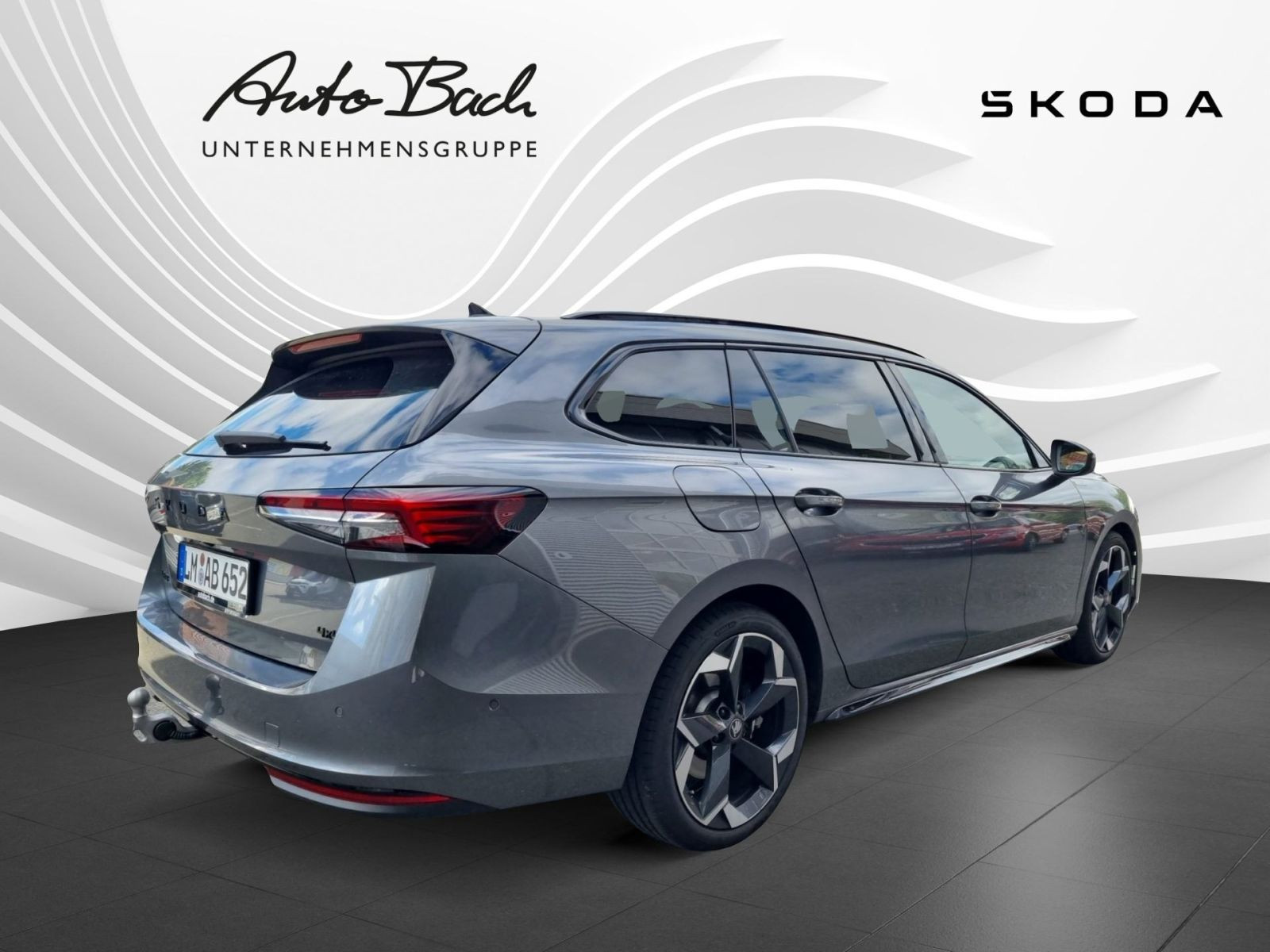 Skoda Superb Combi 2.0TSI Sportline DSG 4x4 Standhzg