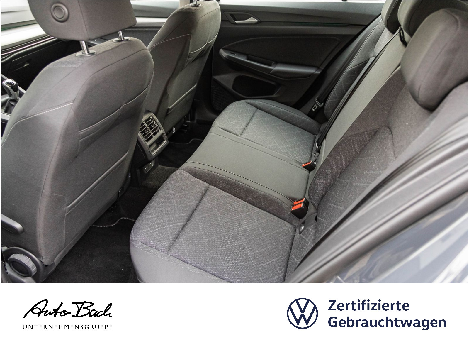 Volkswagen Golf VIII 1.5 TSI Life, Navi, LED, App-Connect, Digital Cockpit Pro, Klima, PDC