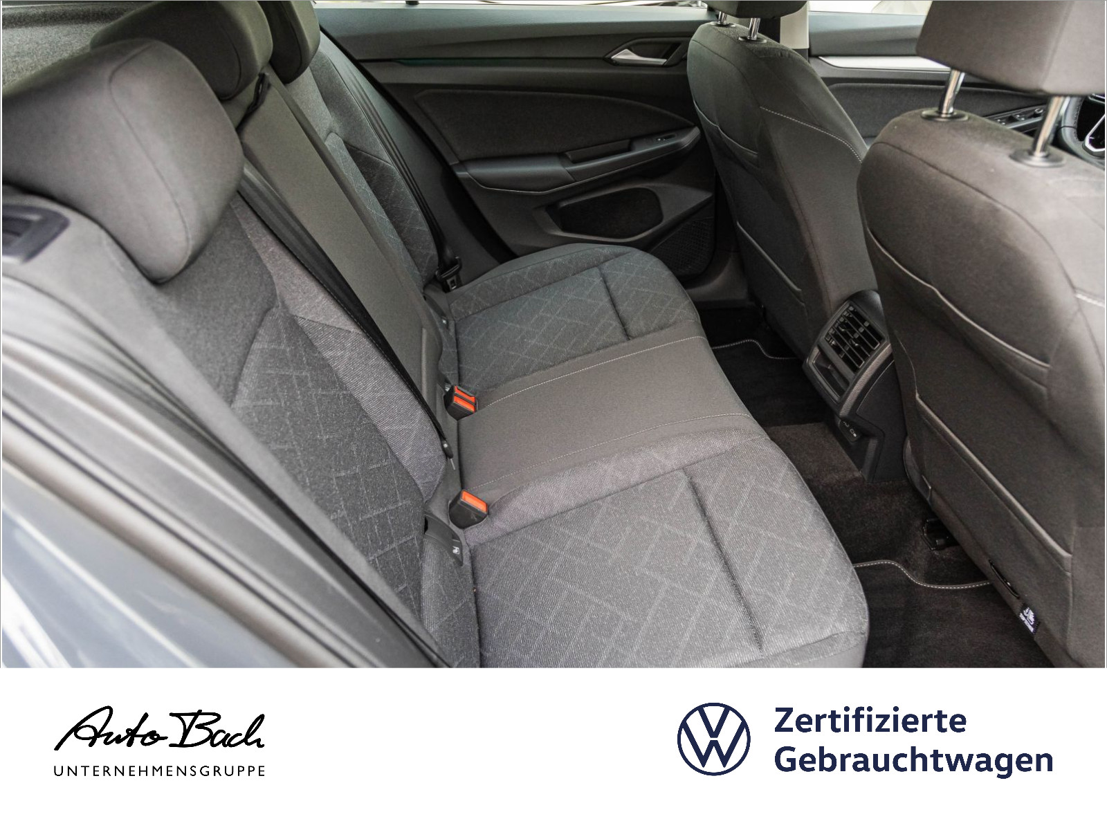 Volkswagen Golf VIII 1.5 TSI Life, Navi, LED, App-Connect, Digital Cockpit Pro, Klima, PDC