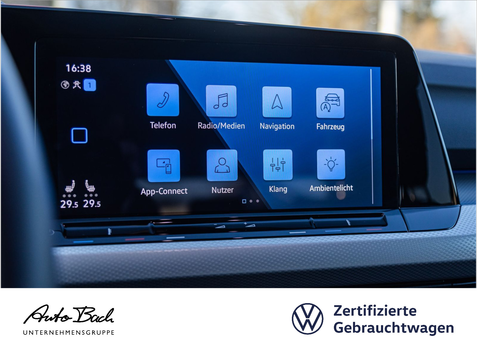 Volkswagen Golf VIII 1.5 eTSI "MOVE" DSG Navi LED Digital Cockpit Panorama ACC EPH