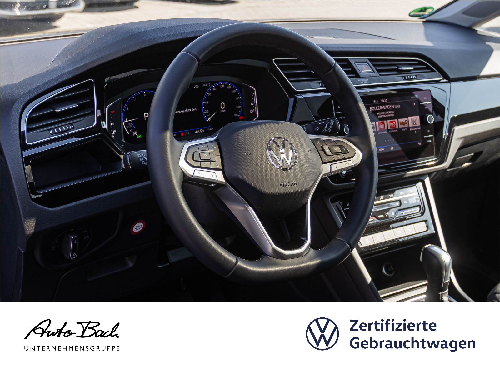 Volkswagen Touran 1.5 TSI "Highline" DSG Navi LED Standhzg Panorama Digital Cockpit ACC AHK