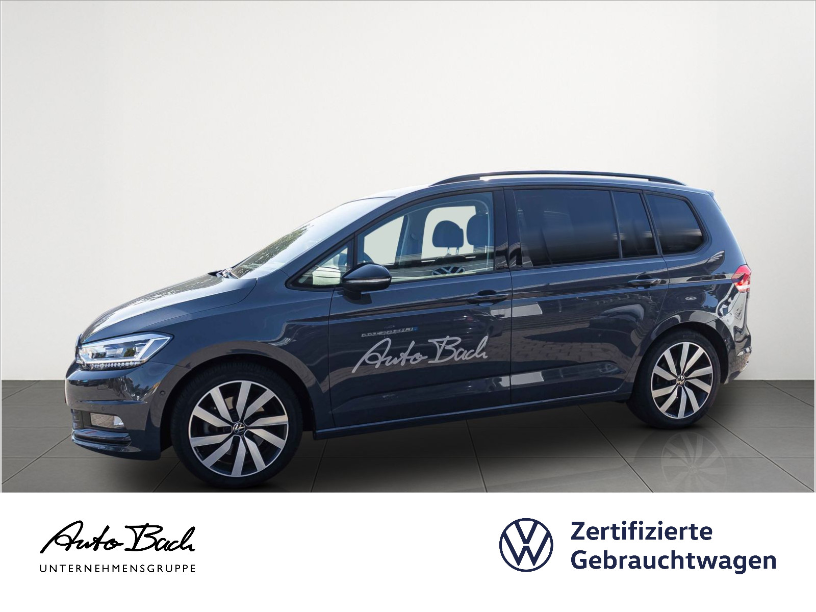 Volkswagen Touran 1.5 TSI "Highline" DSG Navi LED Standhzg Panorama Digital Cockpit ACC AHK