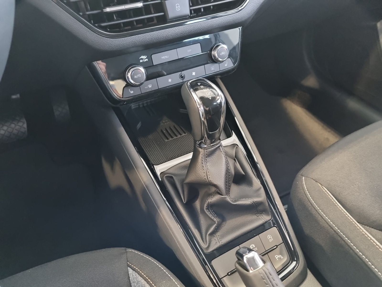 Skoda Scala 1.0 TSI Tour DSG LED virtual ACC EPH DAB