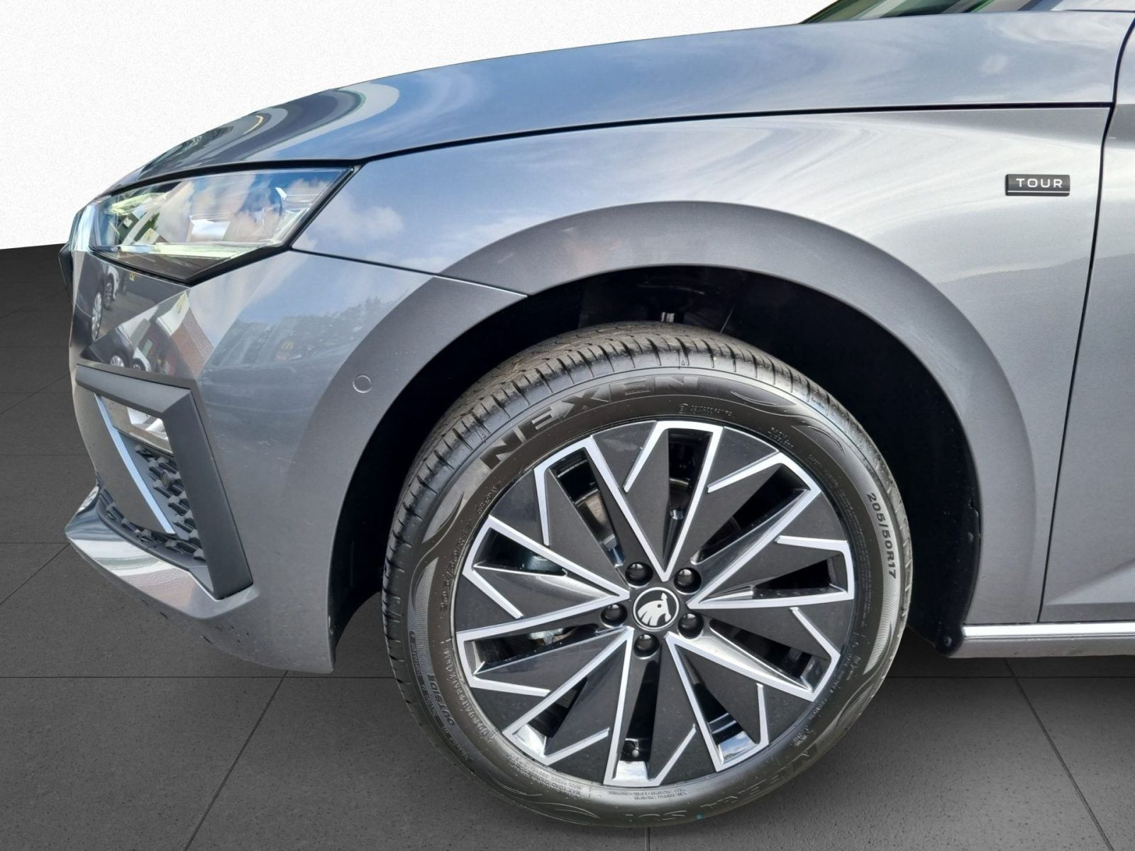 Skoda Scala 1.0 TSI Tour DSG LED virtual ACC EPH DAB