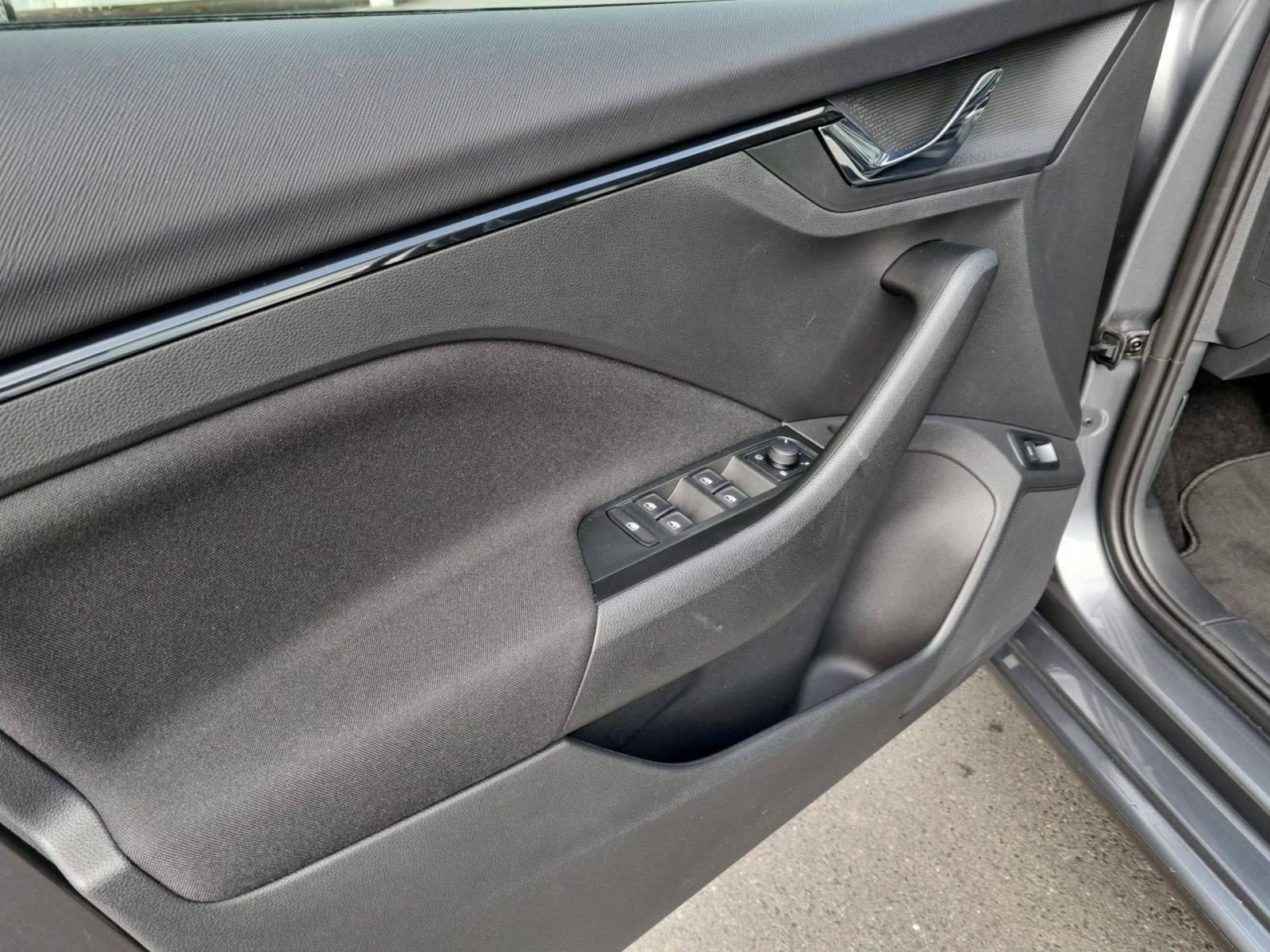 Skoda Scala 1.0 TSI Tour DSG LED virtual ACC EPH DAB