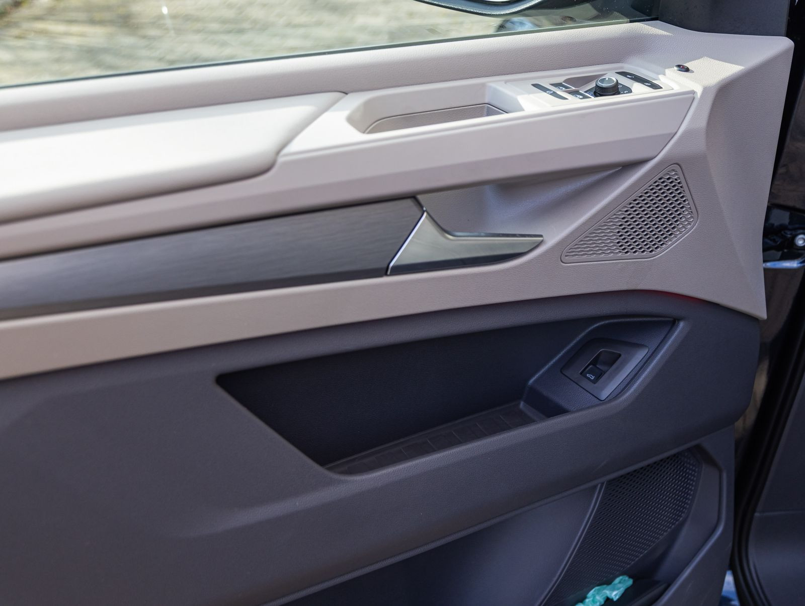 Volkswagen Multivan T7 2.0 TDI DSG Life LÜ Navi, LED, Digital Cockpit, ACC, AHK, 7-Sitze