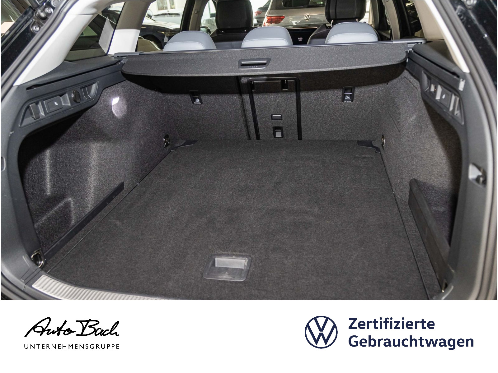 Volkswagen Passat Variant 2.0 TDI "Business" DSG Navi LED Digital Cockpit ACC EPH AHK