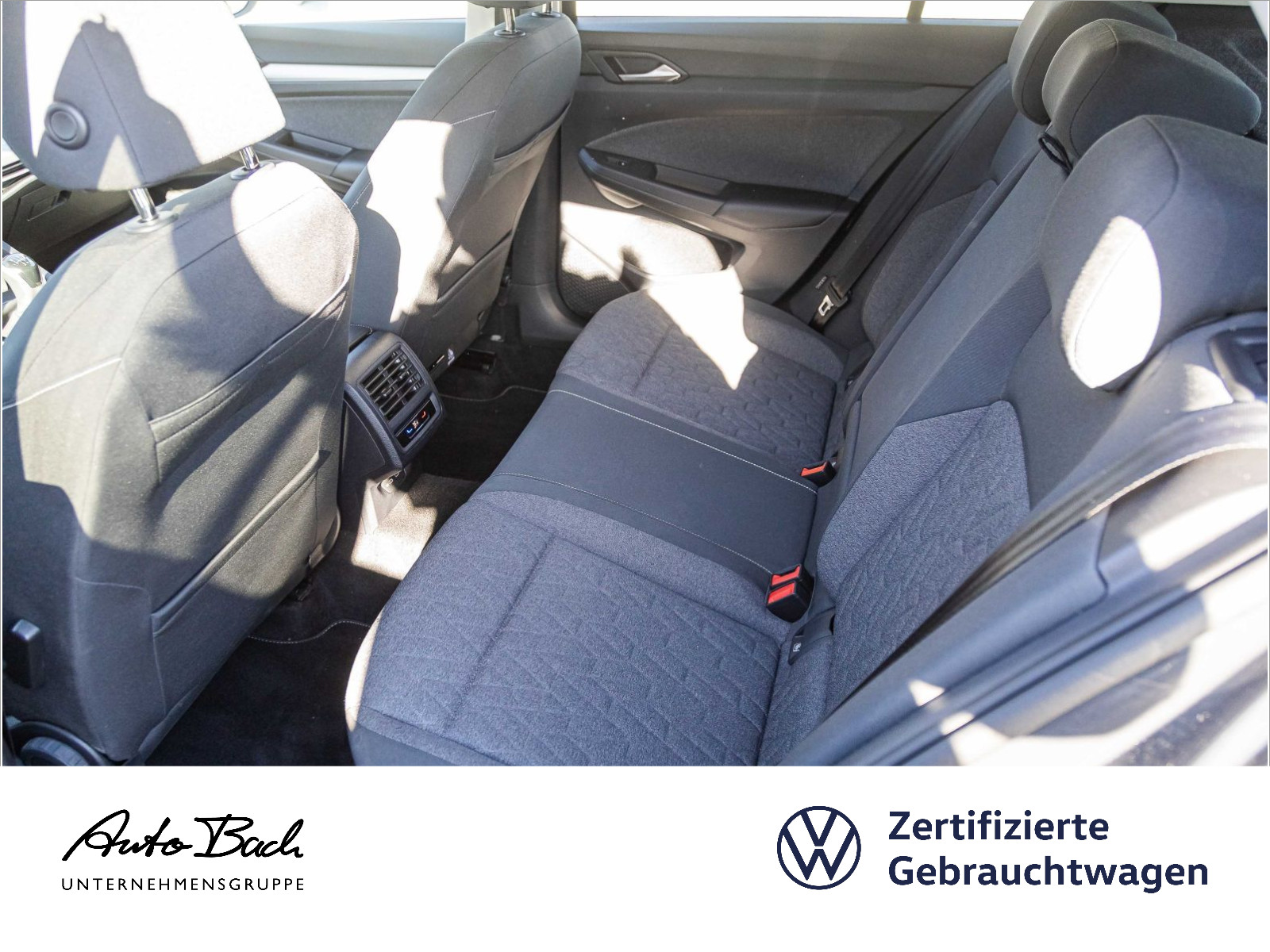 Volkswagen Golf VIII 1.0 TSI "MOVE" LED Digital Cockpit ACC EPH DAB AHK