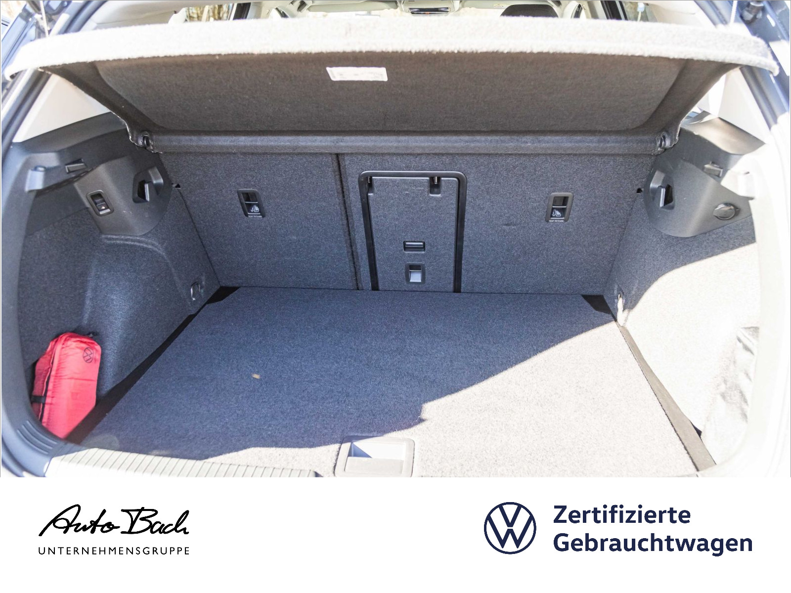 Volkswagen Golf VIII 1.0 TSI "MOVE" LED Digital Cockpit ACC EPH DAB AHK