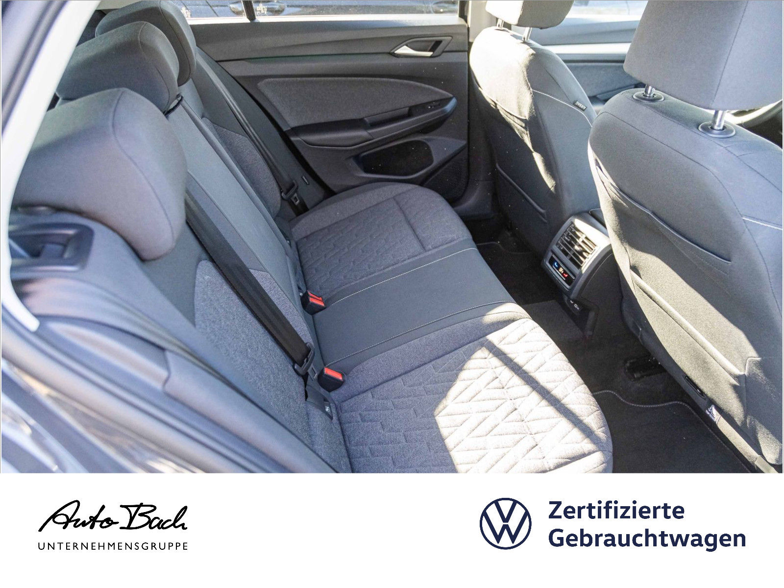 Volkswagen Golf VIII 1.0 TSI "MOVE" LED Digital Cockpit ACC EPH DAB AHK
