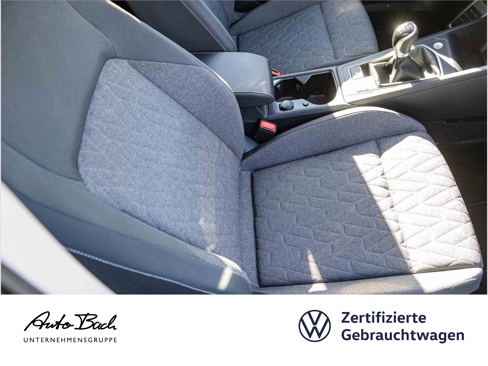 Volkswagen Golf VIII 1.0 TSI "MOVE" LED Digital Cockpit ACC EPH DAB AHK