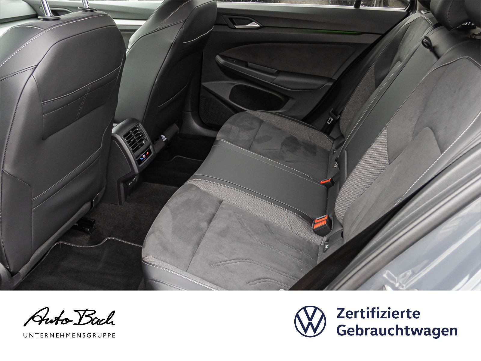 Volkswagen Golf VIII Variant 2.0 TDI "Style" DSG Navi LED Digital Cockpit HuD ACC EPH AHK