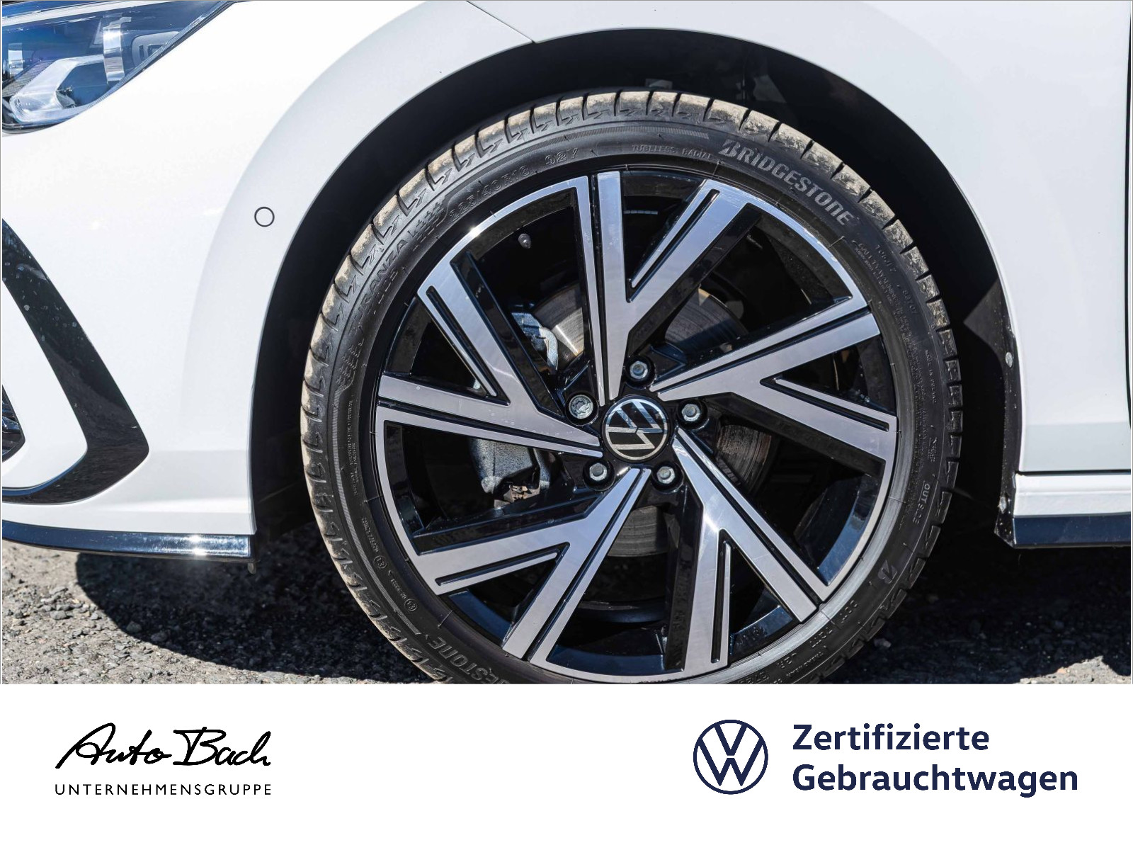 Volkswagen Golf VIII Variant 1.5 eTSI DSG Navi AHK ACC EPH Standhzg