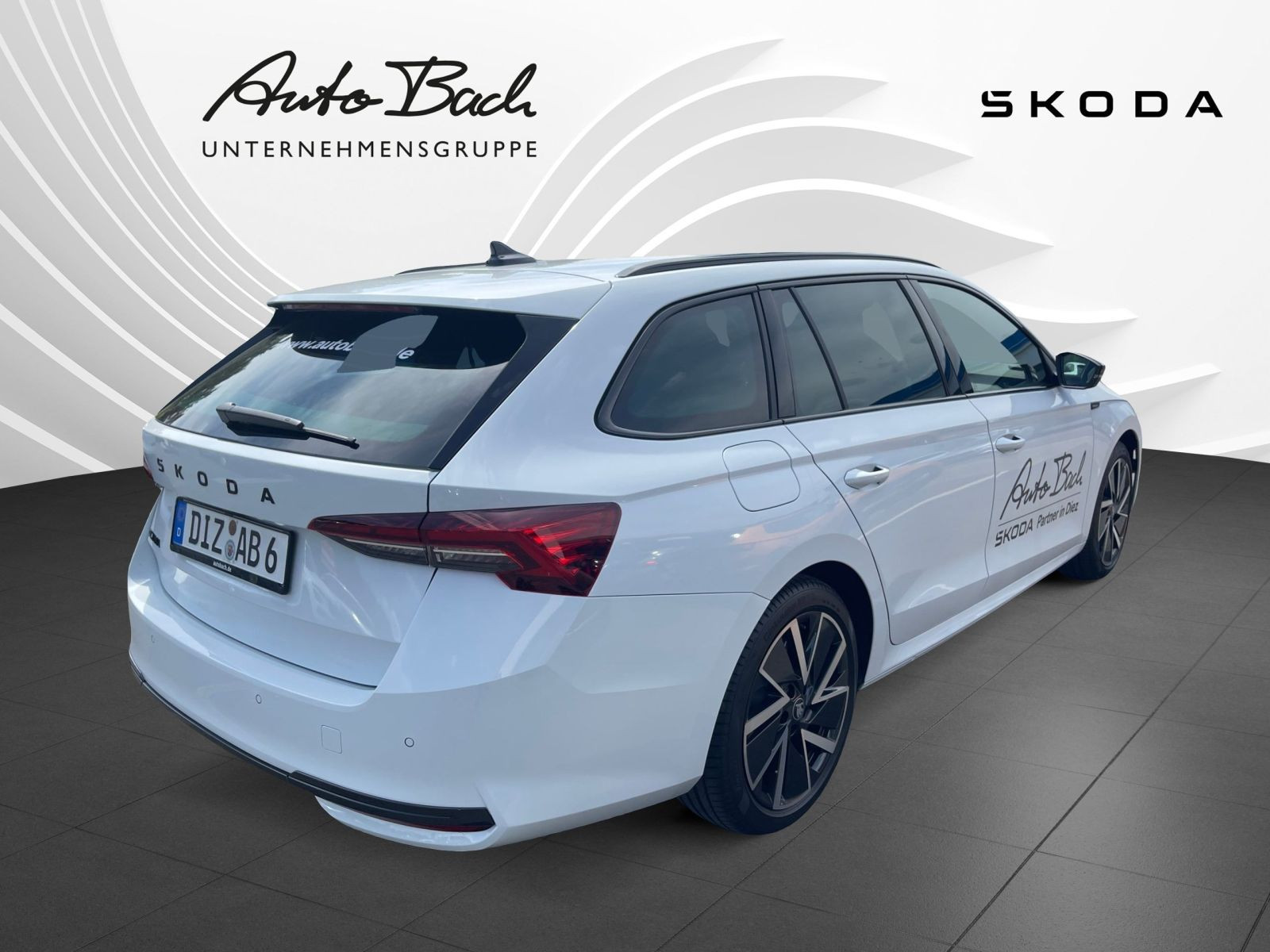 Skoda Octavia Combi 2.0 TDI Sportline DSG Navi LED HuD