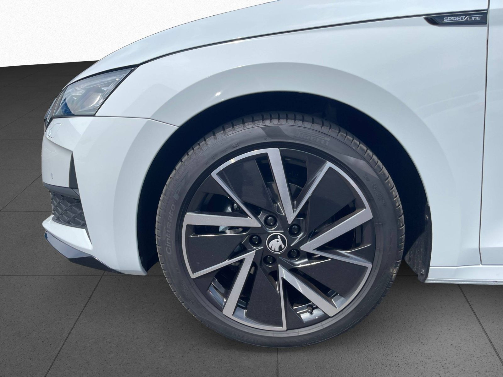 Skoda Octavia Combi 2.0 TDI Sportline DSG Navi LED HuD