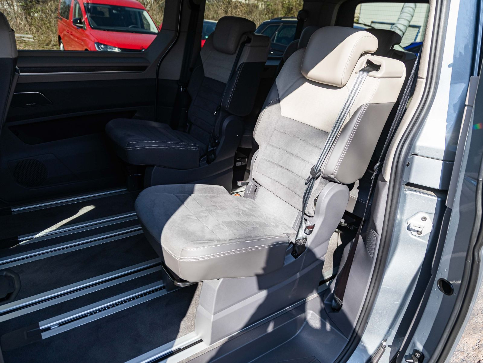 Volkswagen Multivan 1.4TSI eHybrid "Style" LÜ Navi HuD Harman Kardon