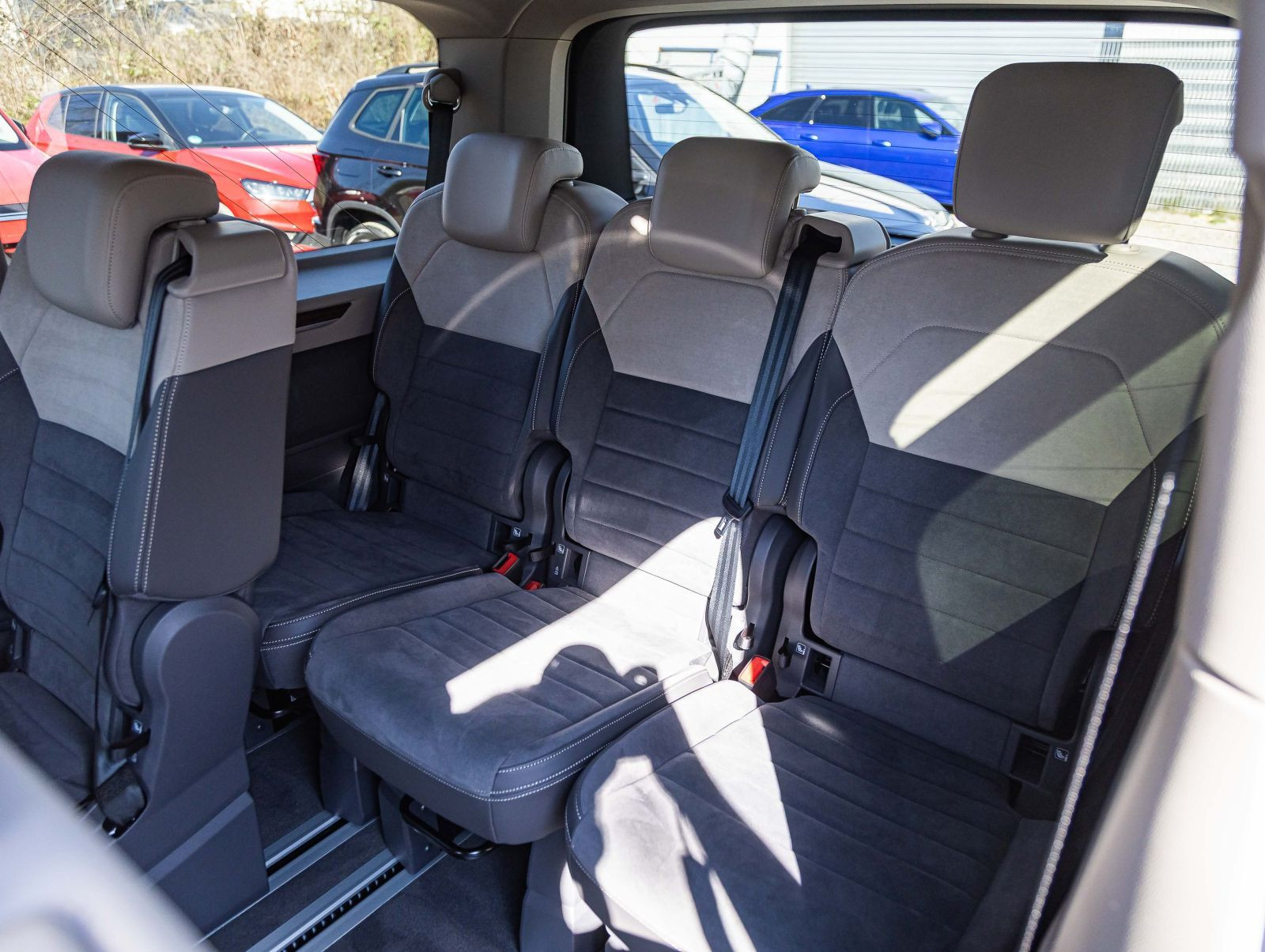 Volkswagen Multivan 1.4TSI eHybrid "Style" LÜ Navi HuD Harman Kardon
