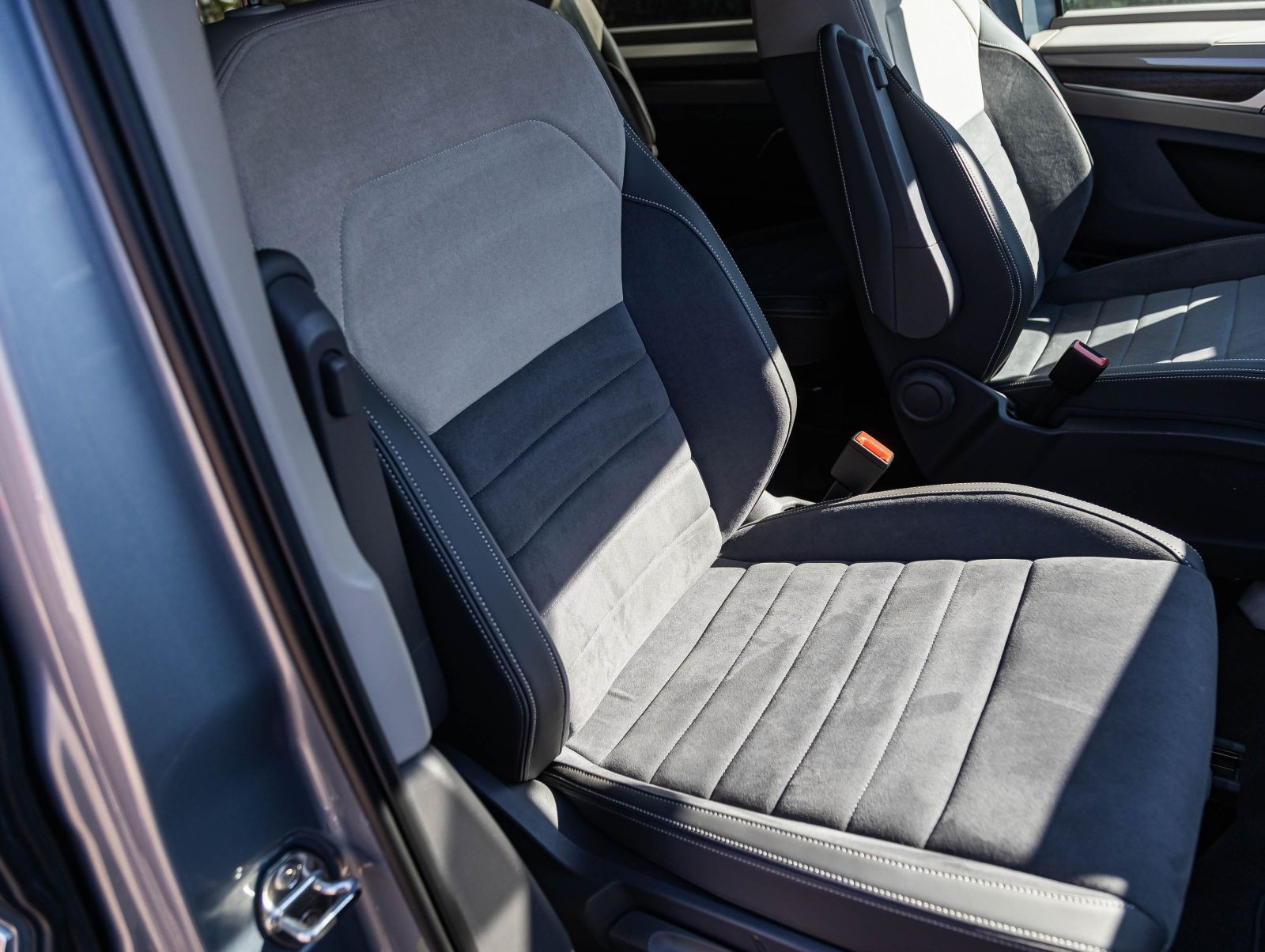 Volkswagen Multivan 1.4TSI eHybrid "Style" LÜ Navi HuD Harman Kardon
