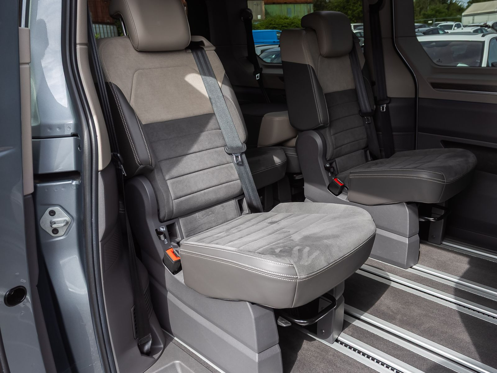 Volkswagen Multivan 1.4TSI eHybrid "Style" LÜ Navi HuD Harman Kardon