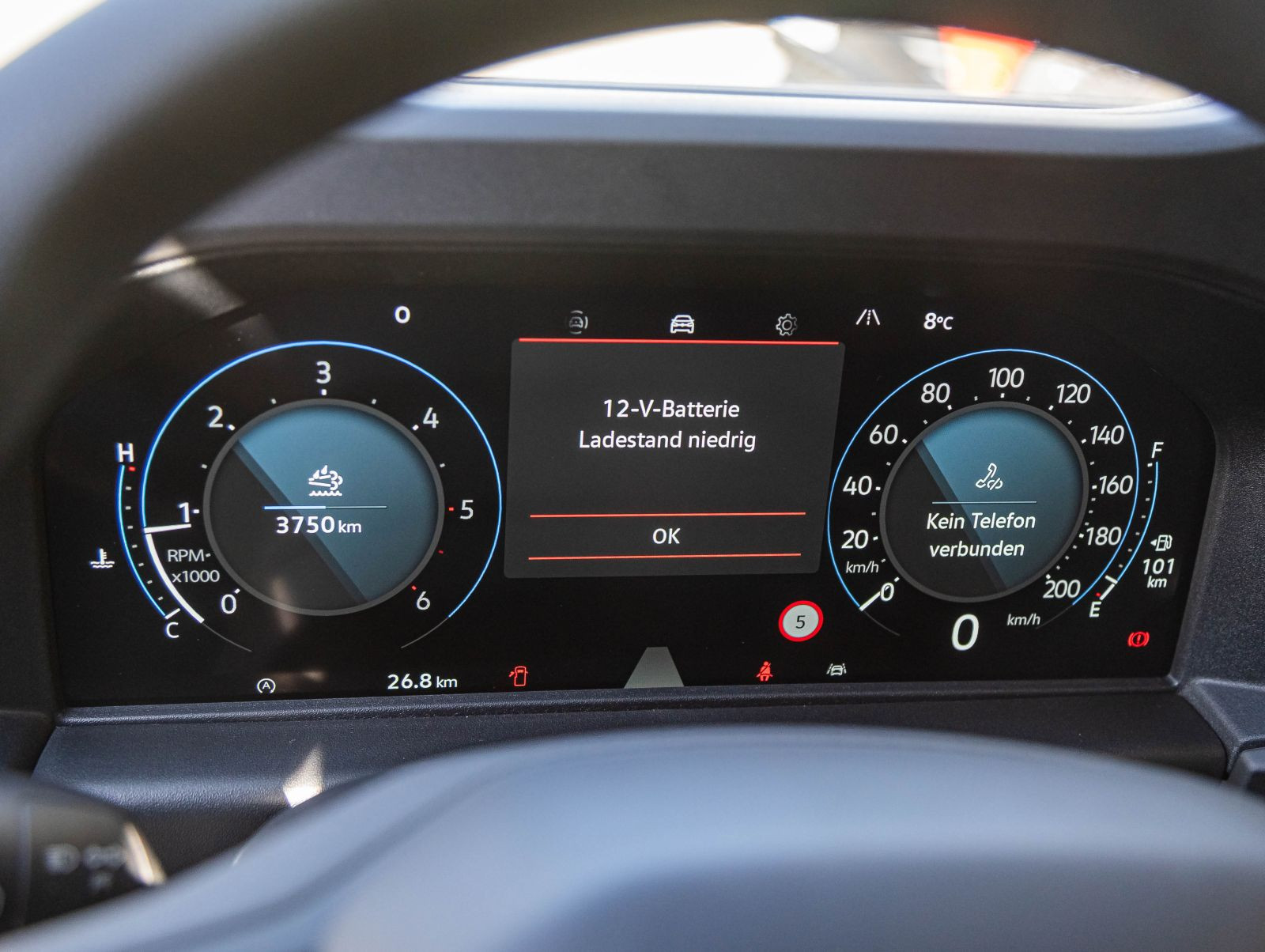 Volkswagen T7 Transporter Kastenwagen 2.0 TDI LR, AHK, LED, Rückfahrkamera, Parkpilot, Klima