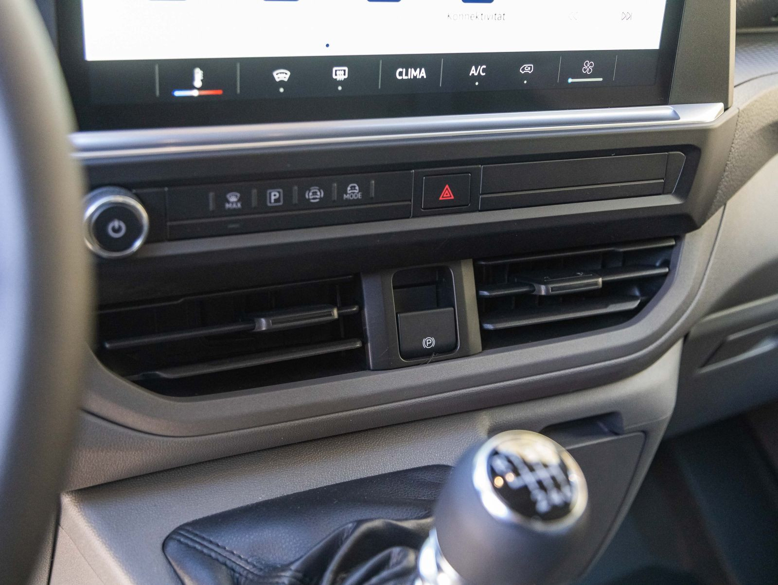 Volkswagen T7 Transporter Kastenwagen 2.0 TDI LR, AHK, LED, Rückfahrkamera, Parkpilot, Klima