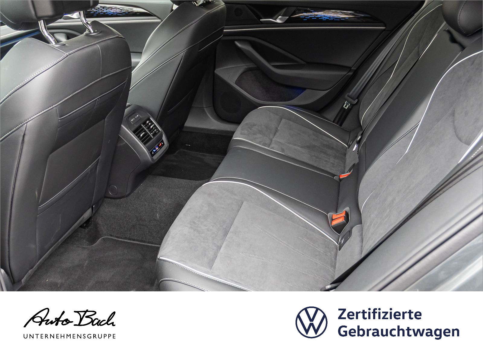 Volkswagen Passat Variant 1.5 TSI DSG eHybrid Elegance, Navi, LED-Matrix, AHK, DCC, App-Connect