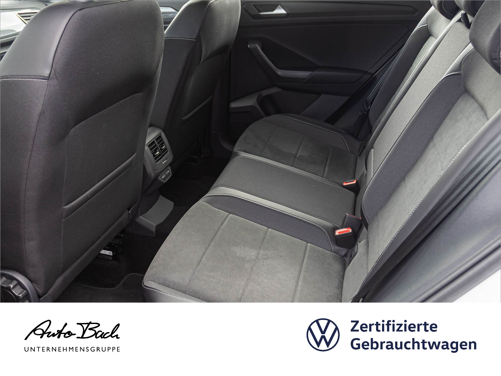 Volkswagen T-Roc 1.5 TSI DSG Style, Navi, LED, ParkAssist, App-Connect, Digital Cockpit Pro