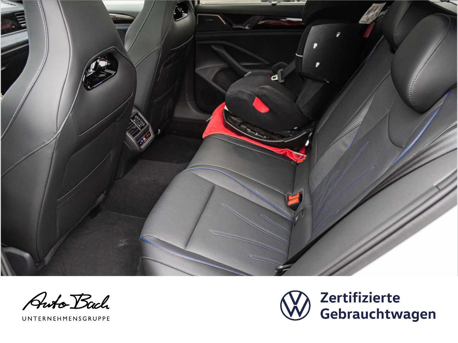 Volkswagen Passat Variant 2.0 TSI "R-Line" 4M DSG Navi LED Standhzg Panorama ACC DCC HuD AHK