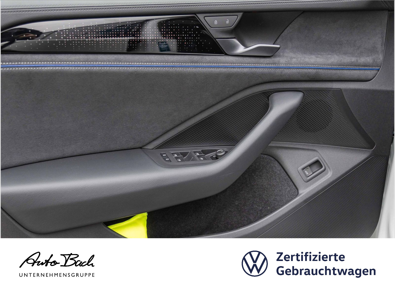 Volkswagen Passat Variant 2.0 TSI "R-Line" 4M DSG Navi LED Standhzg Panorama ACC DCC HuD AHK