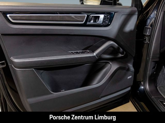Porsche Cayenne GTS BOSE Panoramadach LED-Matrix