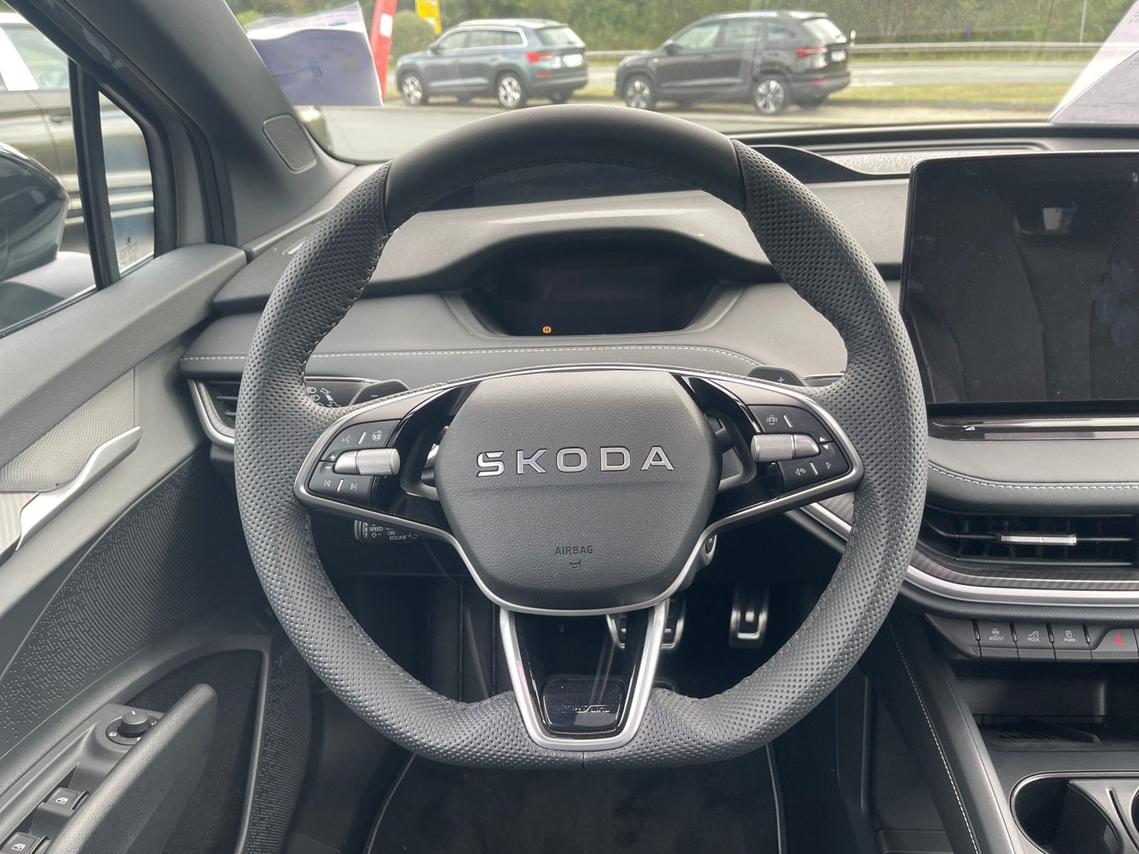 Skoda Enyaq Coupe 85 Sportline AHK ACC DCC LED NAVI HuD