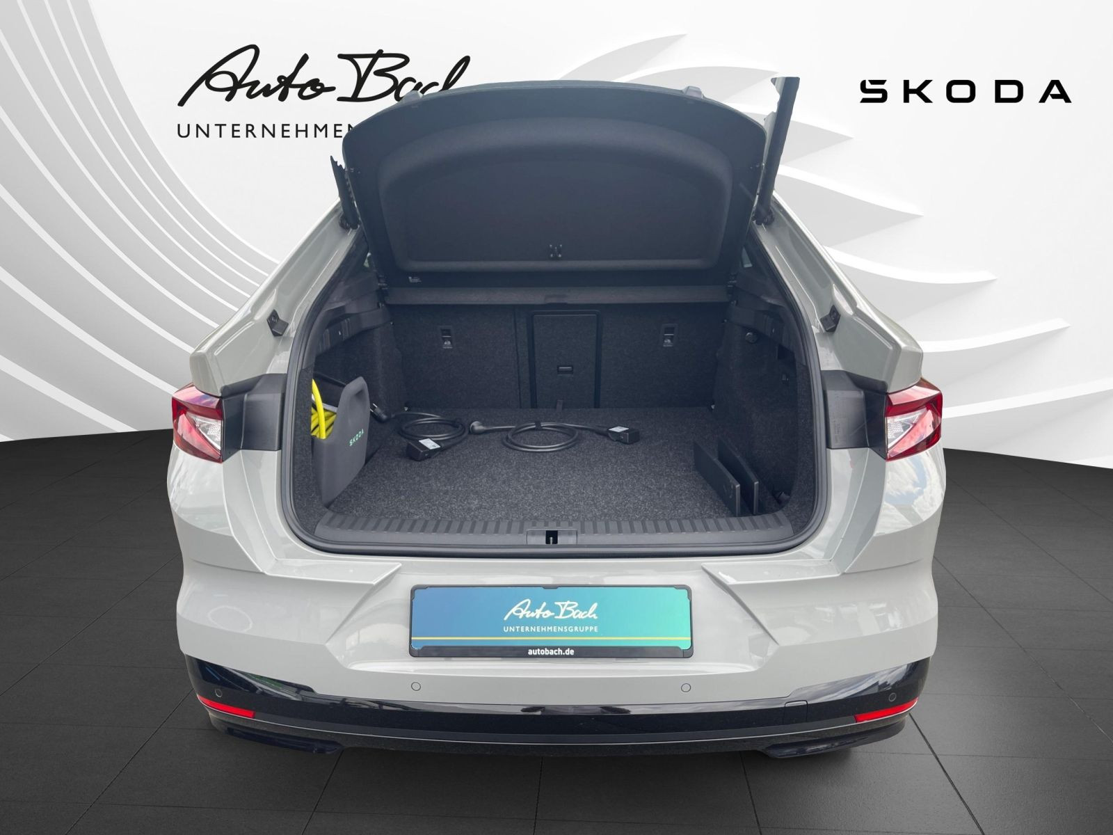 Skoda Enyaq Coupe 85 Sportline AHK ACC DCC LED NAVI HuD