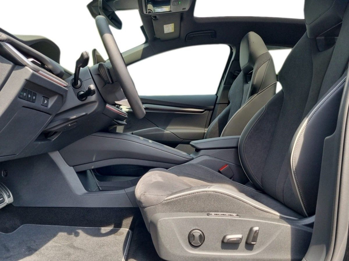 Skoda Enyaq Coupe 85 Sportline DCC HuD ACC AHK