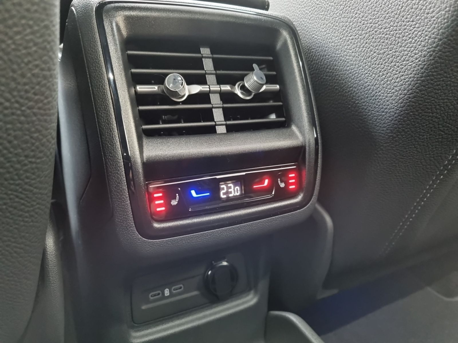 Skoda Kodiaq Sportline 2,0 TDI DSG 4x4 ACC HuD EPH 20" ALU