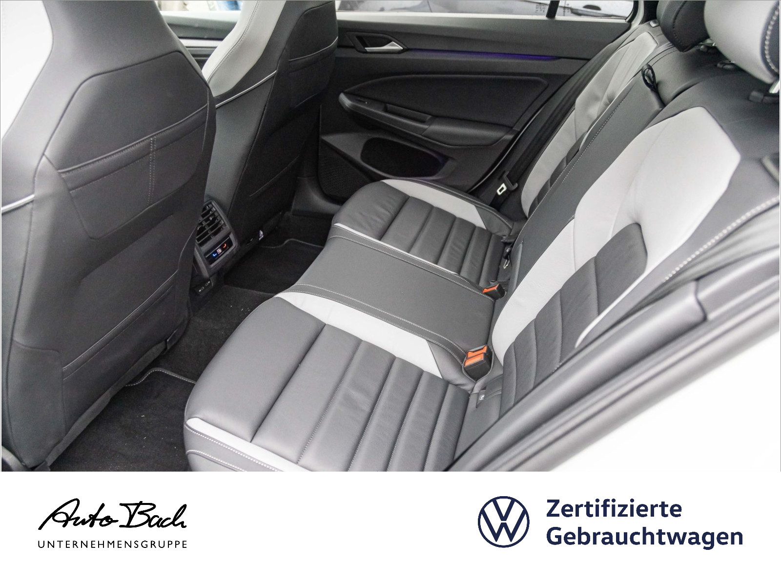 Volkswagen Golf VIII Variant 2.0 TDI "R-Line" DSG Navi LED HuD Digital Cockpit Panorama DCC ACC