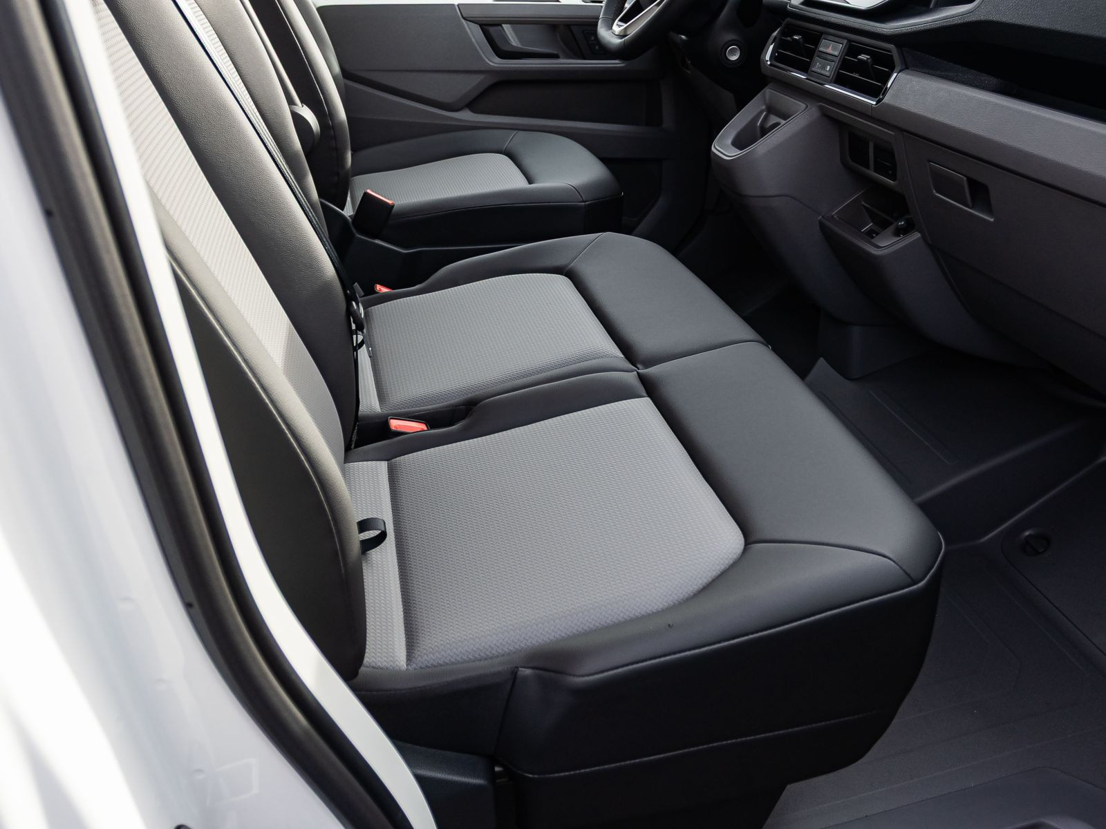 Volkswagen Crafter 35 Kasten 2.0 TDI MR Automatik