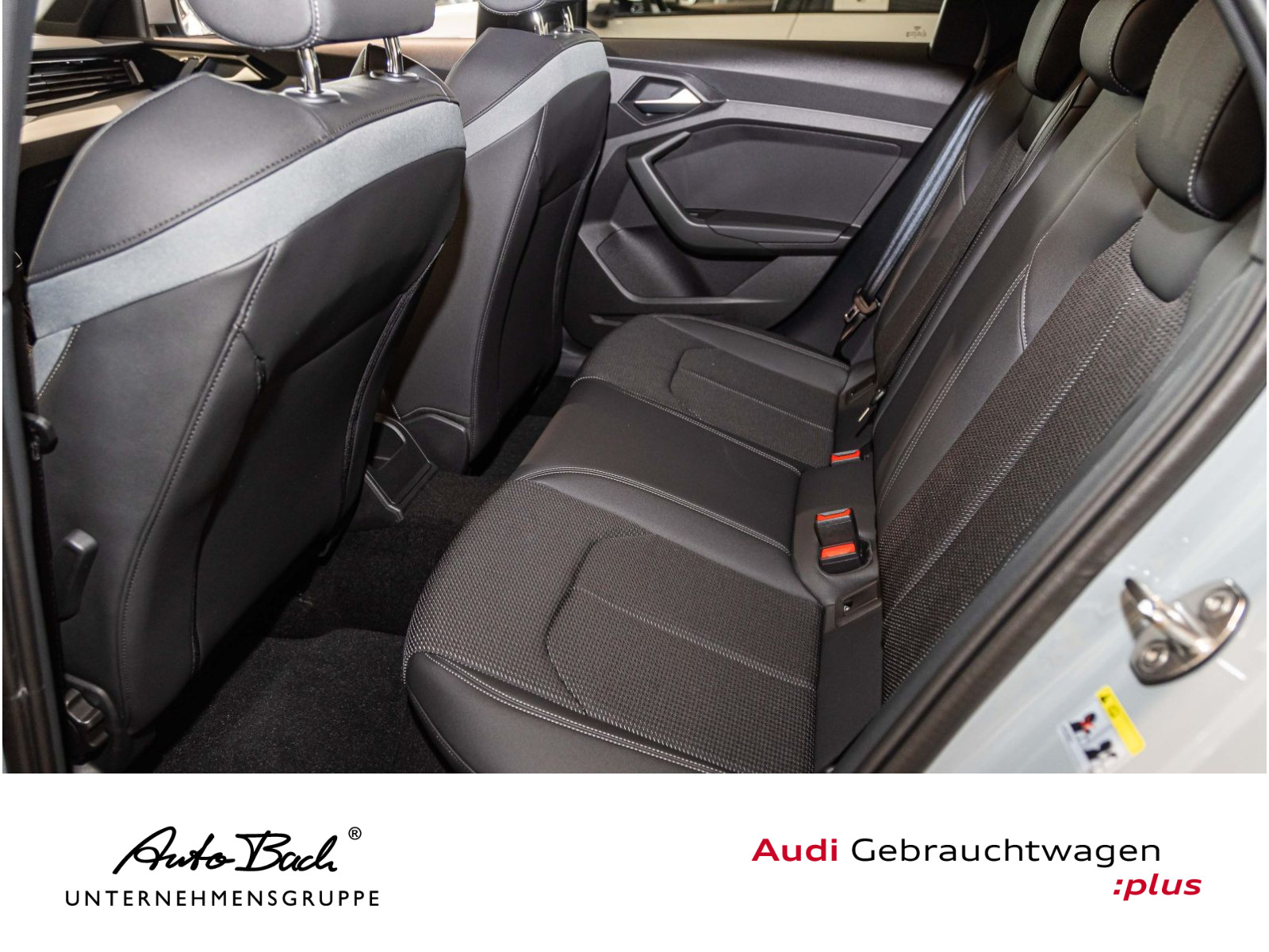 Audi A1 Sportback 30TFSI Stronic S-Line-Interieur  Navi Sitzhzg EPH DAB