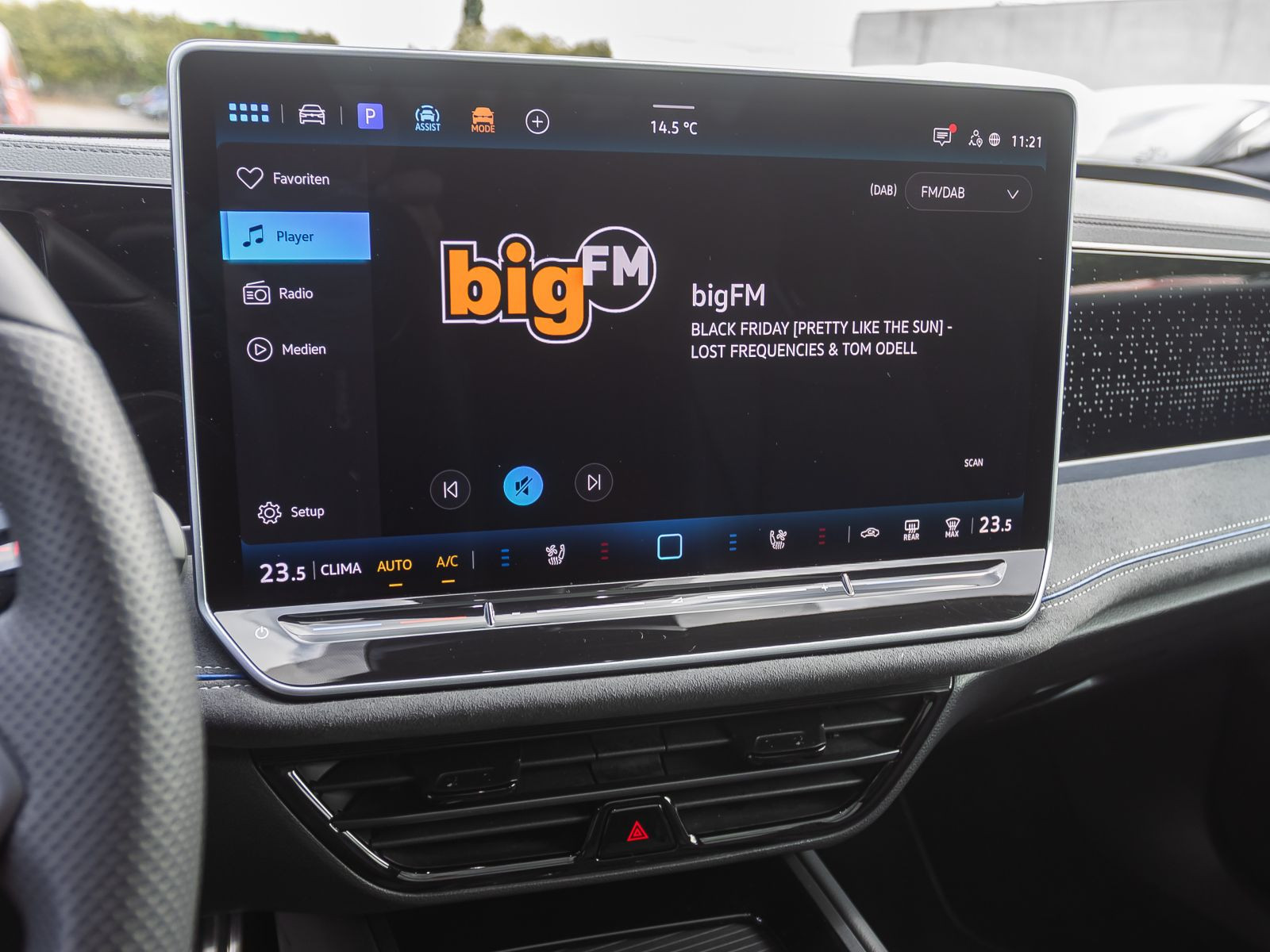 Volkswagen Passat Variant 2.0 TSI "R-Line" 4M DSG Navi LED Standhzg Panorama HuD DCC ACC AHK