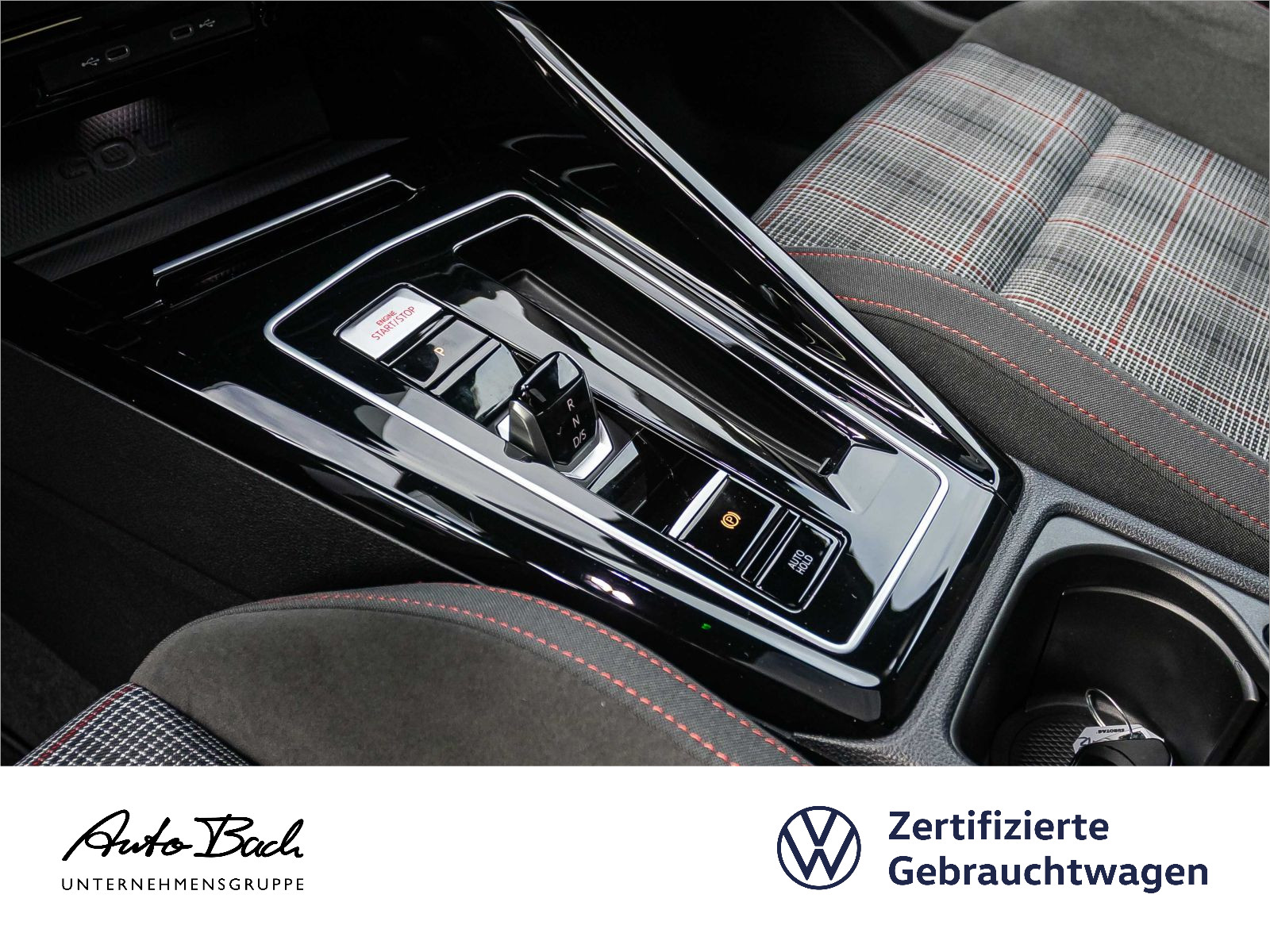 Volkswagen Golf VIII GTI 2.0 TSI DSG Navi LED Panorama Digital Cockpit HuD DCC ACC EPH