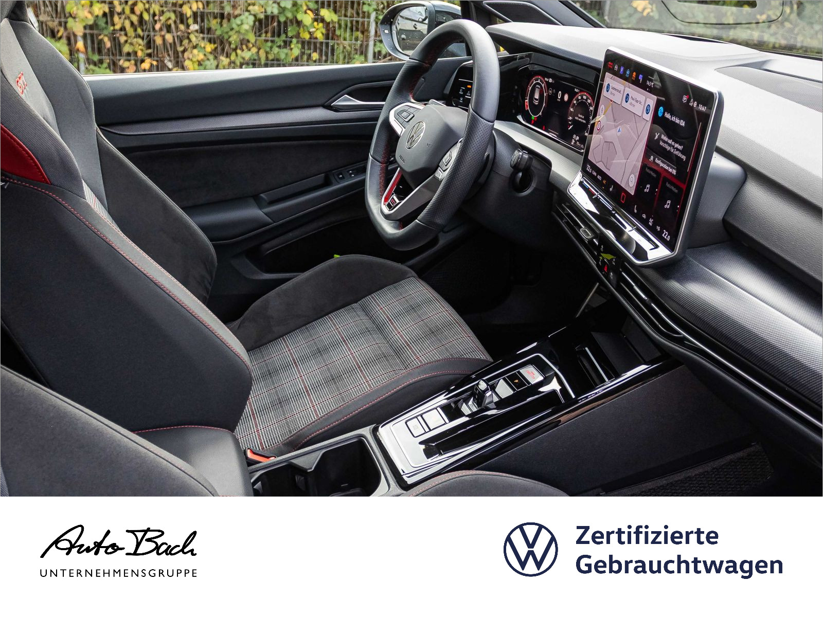 Volkswagen Golf VIII GTI 2.0 TSI DSG Navi LED Panorama Digital Cockpit HuD DCC ACC EPH