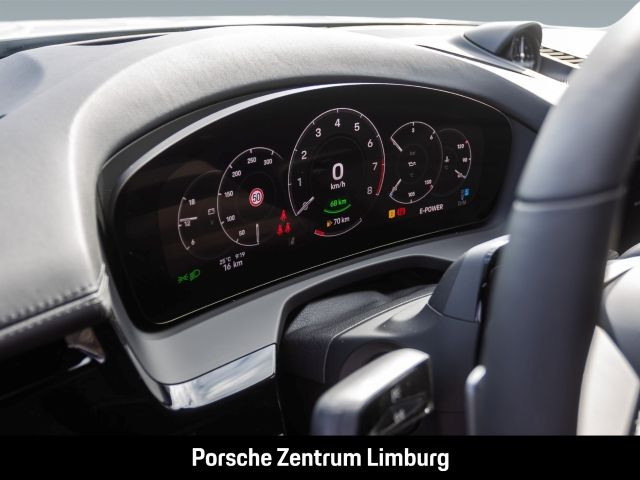 Porsche Macan 4 Abstandstempomat LED-Matrix Panoramadach