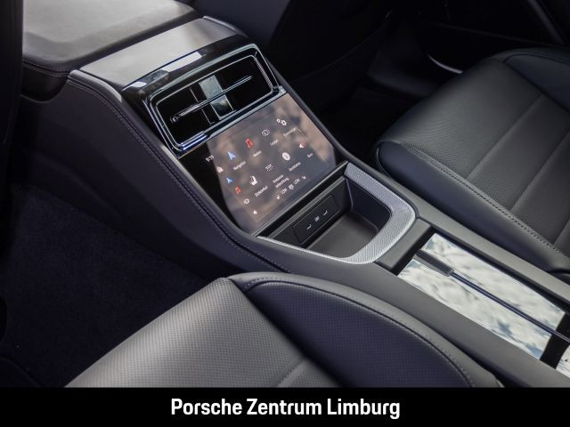 Porsche Macan 4 Abstandstempomat LED-Matrix Panoramadach