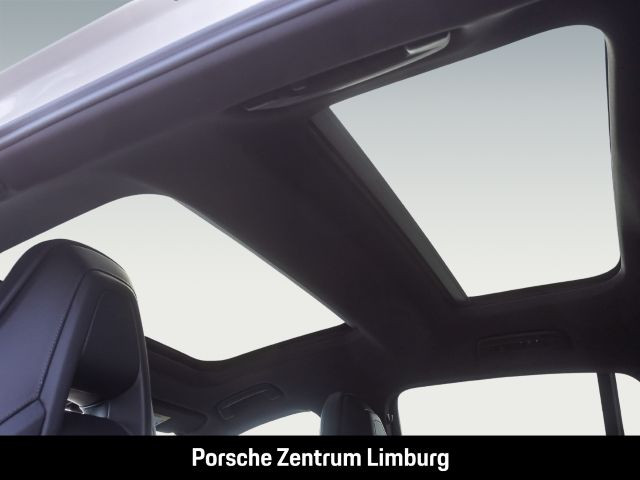 Porsche Macan 4 Abstandstempomat LED-Matrix Panoramadach
