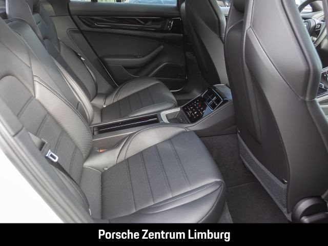 Porsche Macan 4 Abstandstempomat LED-Matrix Panoramadach