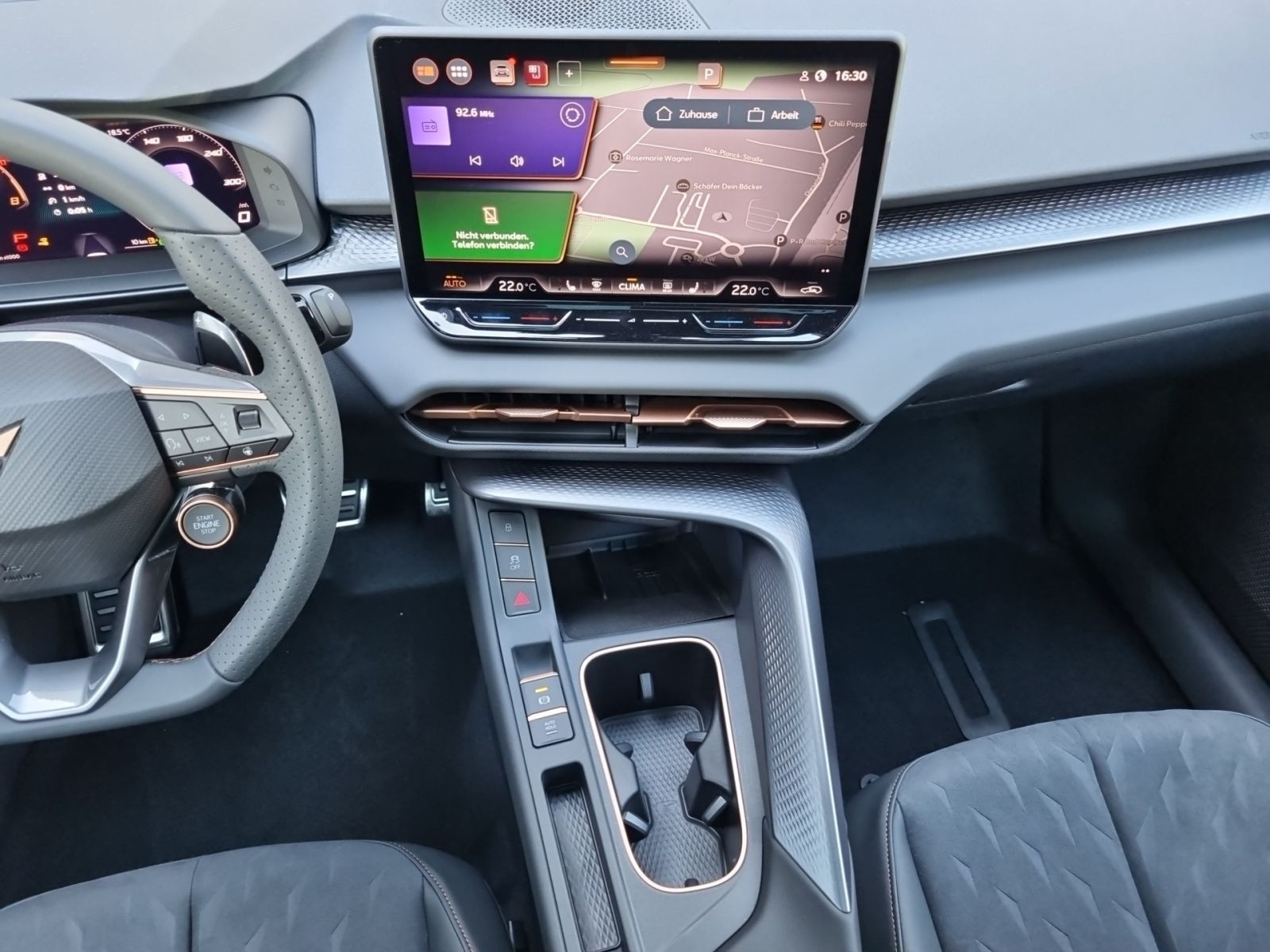 Cupra Terramar 2.0TSI 4Drive DSG Navi LED Panorama DCC