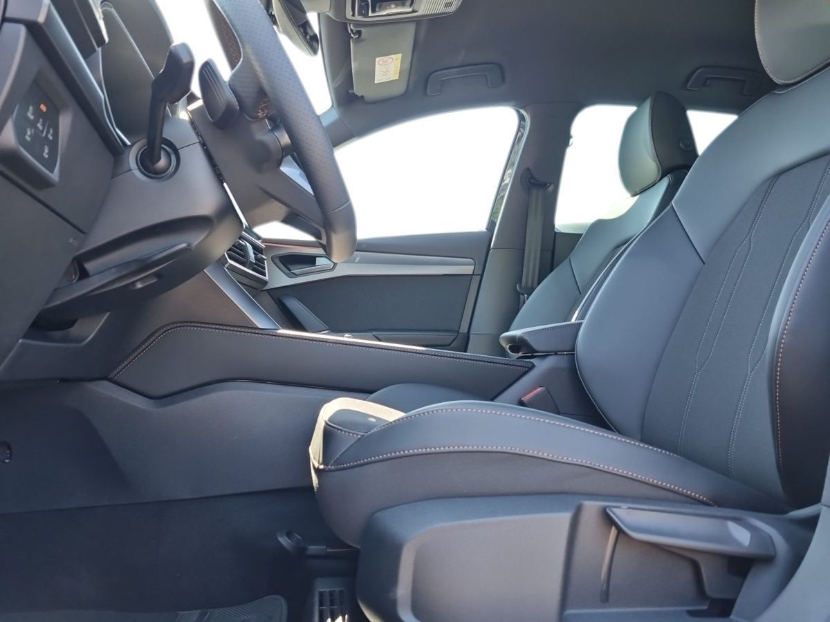 Cupra Formentor 1.5 eTSi DSG Navi LED CarPlay ACC RFK