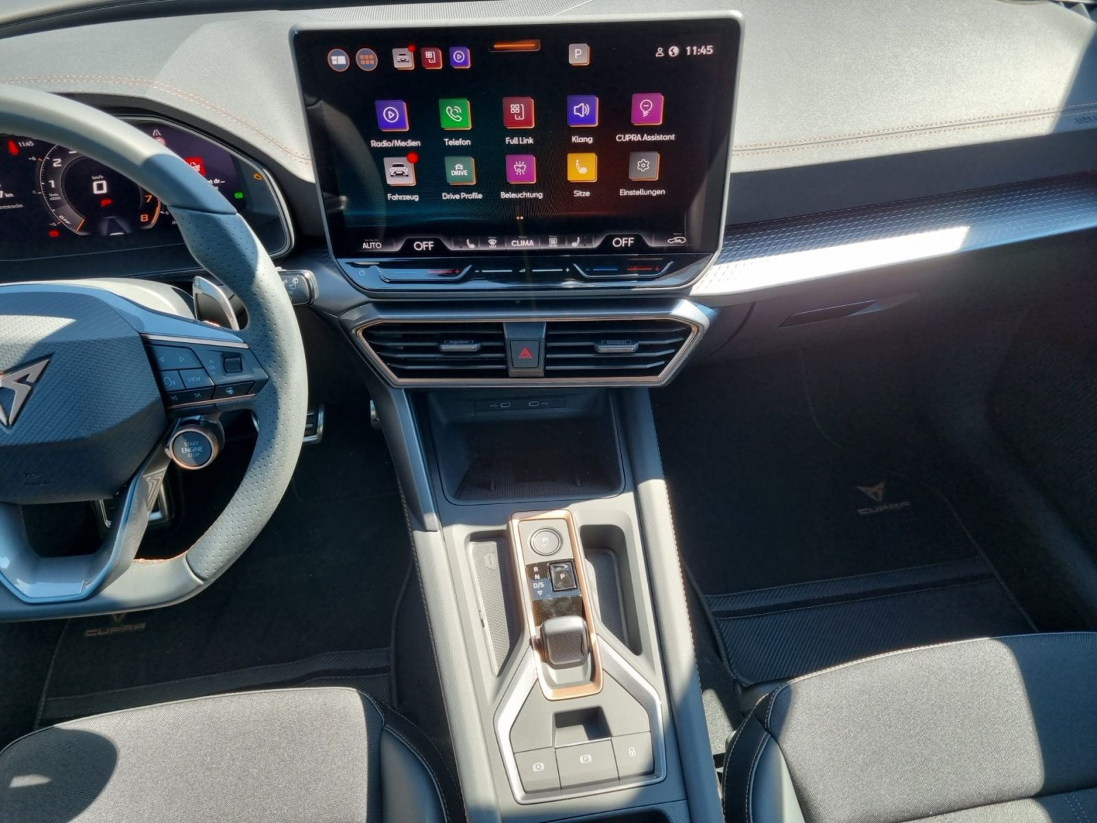 Cupra Formentor 1.5 eTSi DSG Navi LED CarPlay ACC RFK