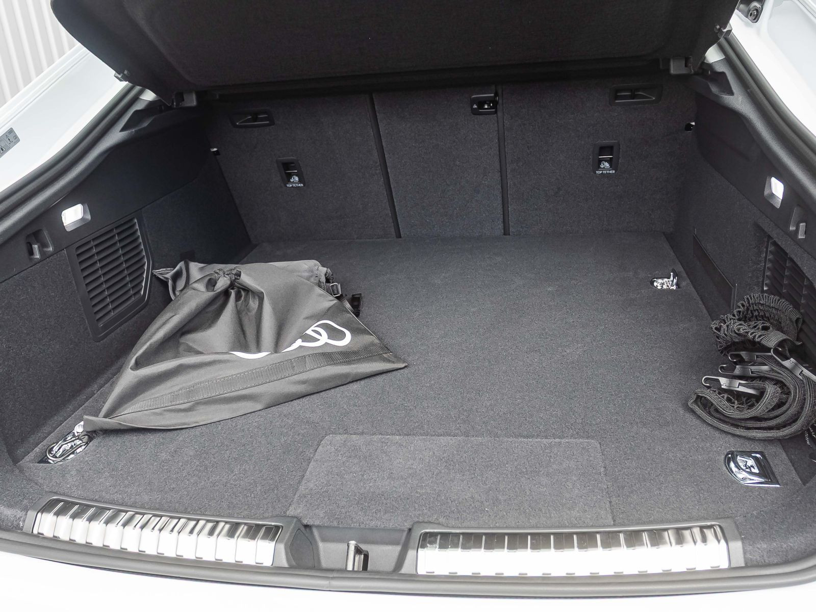 Audi A5 Limousine e-hybrid quattro 220 kW TECH PLUS