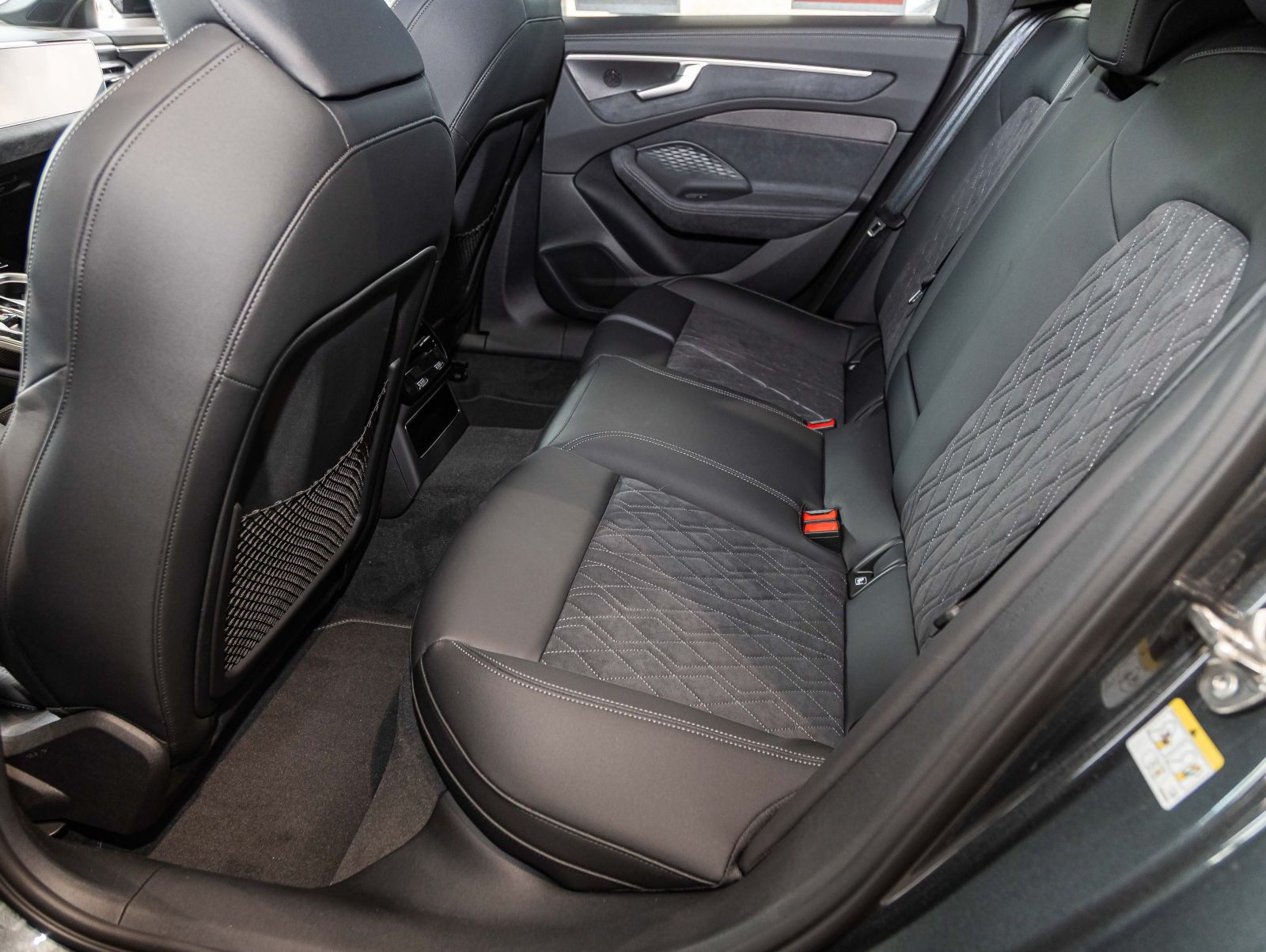 Audi A6 Avant S-lineTDI quattro  edition one Tech-Plus