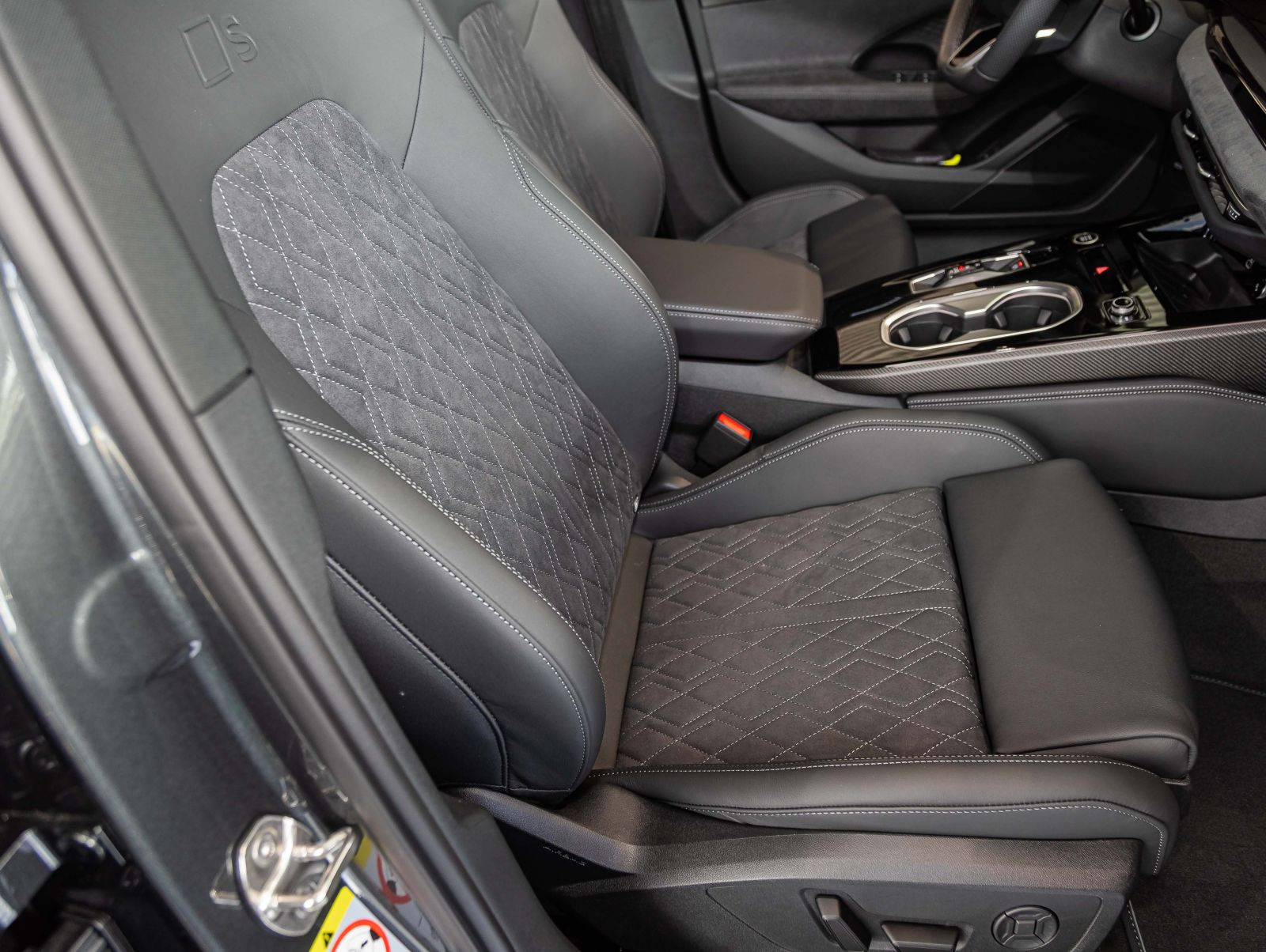 Audi A6 Avant S-lineTDI quattro  edition one Tech-Plus